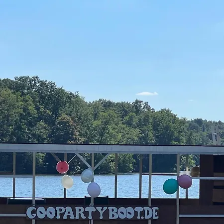 船上ホテル Party Grill Boot