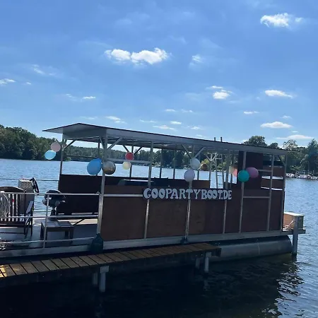 Party Grill Boot Berlin