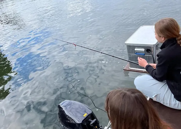 Party Grill Boot Botel Berlin