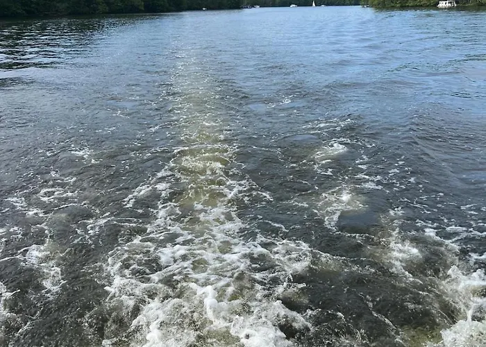 Party Grill Boot بوتيل